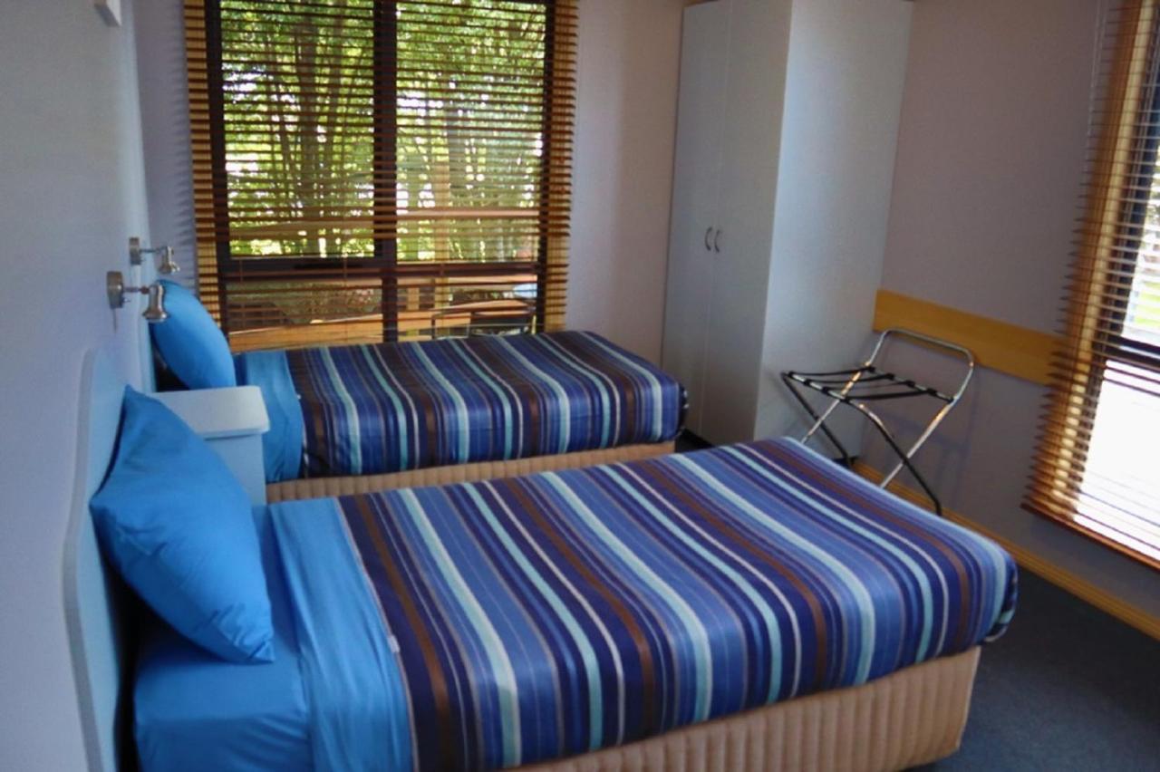 Strahan Bungalows Luaran gambar